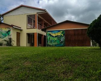 Hotel La Puesta Del Sol B&B - מונטה-ורדה - בניין