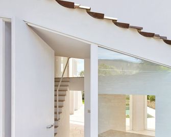 Casa Llevant: Exclusive villa with swimming pool in Cadaqués - Cadaques - Stairs