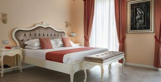 Wellness Hotel Mayer & Splendid - דסנצאנו דל גארדה - חדר שינה
