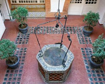 Hostel20 Toulouse Wilson - Toulouse - Patio