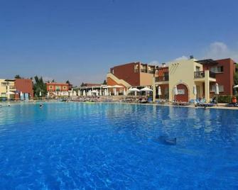Panas Holiday Village - Ayia Napa - Pool
