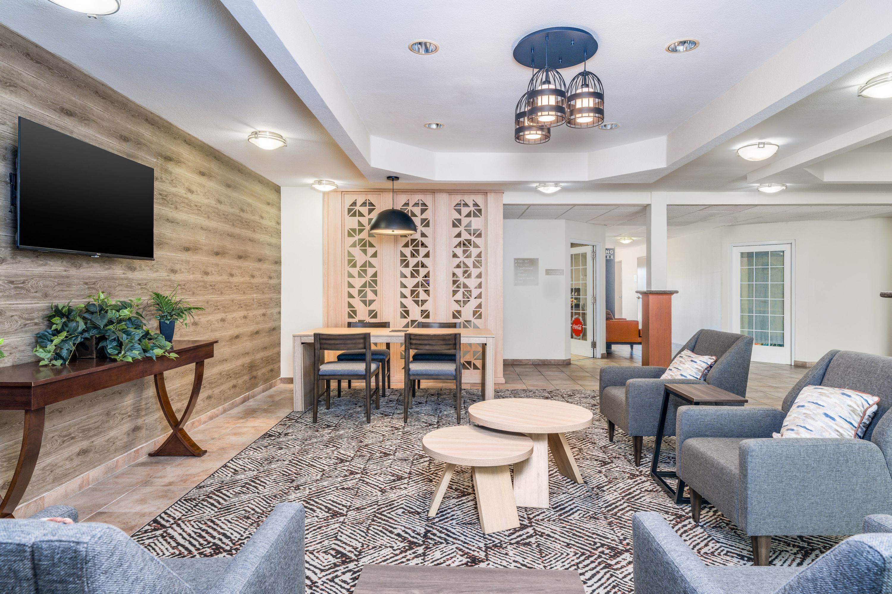 Candlewood Suites San Antonio Nw Near Seaworld By IHG - San Antonio - Lounge