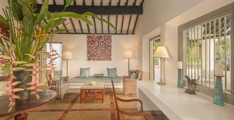 The Villa Bentota by KK Collection - Bentota - Sala de estar