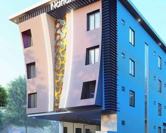 Nandha Grande - Udumalaipettai - Building