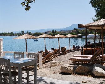 Hotel Kanelli Beach - Selianitika - Strand