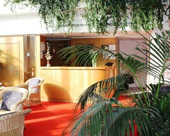 Hotel das Taipas - Guimarães - Lobby