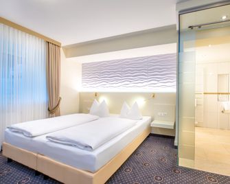 Hotel Hennies - Isernhagen - Habitación