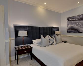 Anew Resort Hunters Rest Rustenburg - Rustenburg - Bedroom