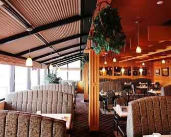 Tamarack Motor Inn - Rocky Mountain House - Lounge