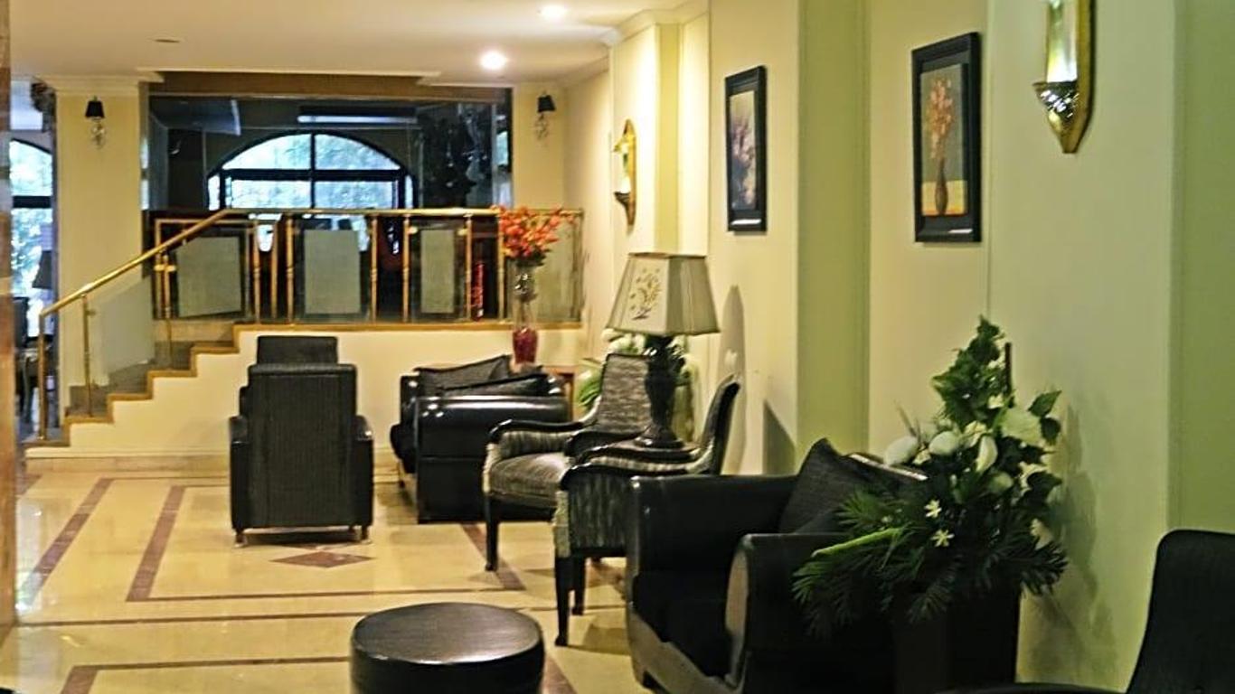 Indiana Hotel