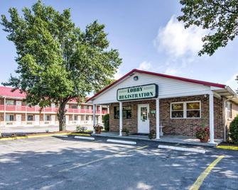 Quality Inn New River Gorge - Fayetteville - Building