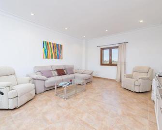 Finca Sanchez - С'Іллот - Вітальня