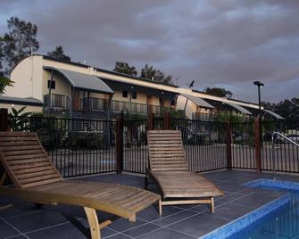 Novena Palms Motel - Northgate - Piscina