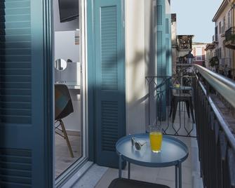 Downtown Hotel - Mora Yenişehri - Balkon