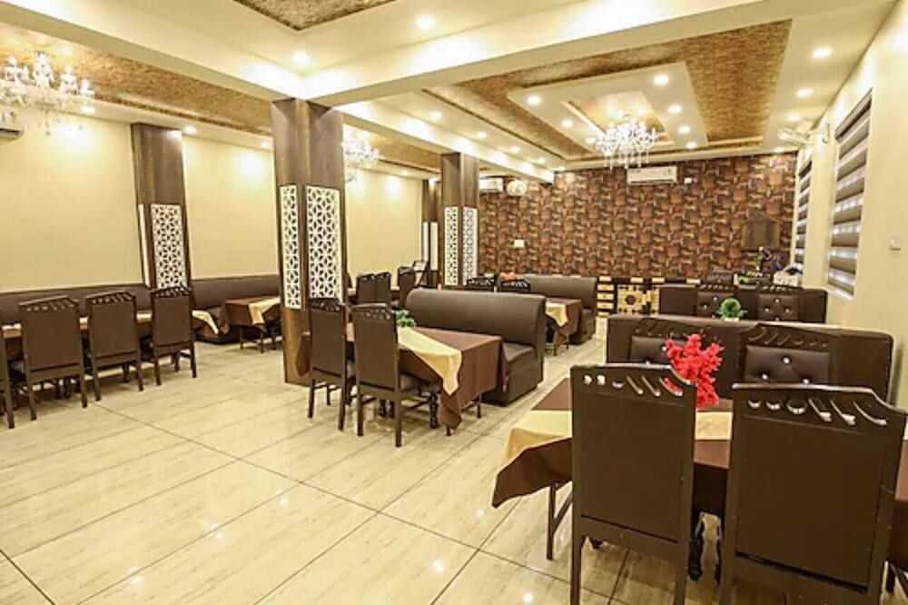 Hotel Sandalwood - Merath - Restaurant