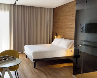 Mon Luxury Rooms Spa - Nicolosi - Ložnice