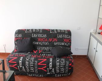 Pleasant First Line Studio With Small Sea View Classified 2 Stars - La Grande-Motte - Bedroom