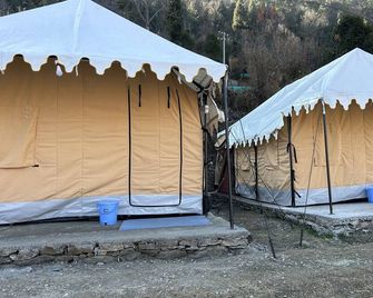 Morning Glory camping and trekking - Joshīmath - Building