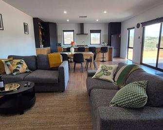 The Black House at Mannum - Mannum