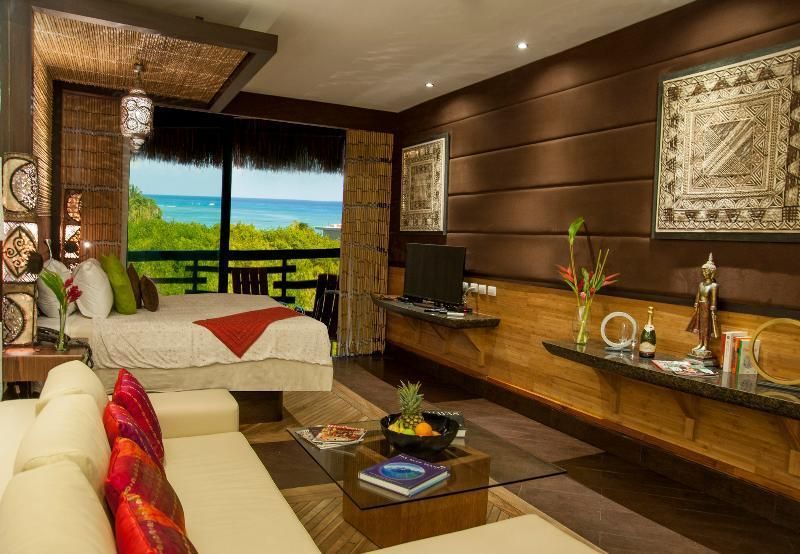 La Divina by Aldea Thai