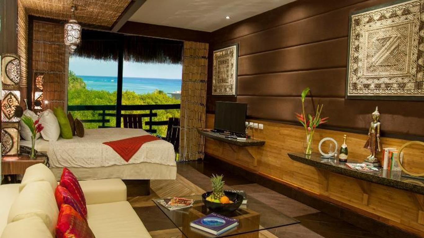 La Divina by Aldea Thai