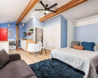 Adorable & Pet Friendly-Close to U and Downtown! - Salt Lake City