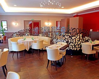 Hotel de la Paix - Lodève - Restaurante