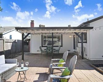 Escape to Wine Country with Friends & Family - Santa Rosa - Patio