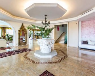 Hotel Benini - Milano Marittima - Lobby