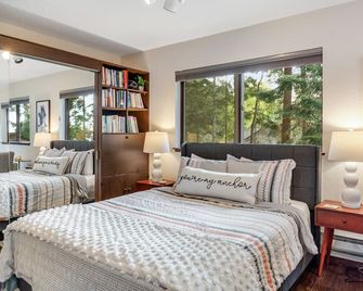 Secluded dog-friendly studio with free WiFi, kitchenette & nearby beach access - Coupeville - Schlafzimmer