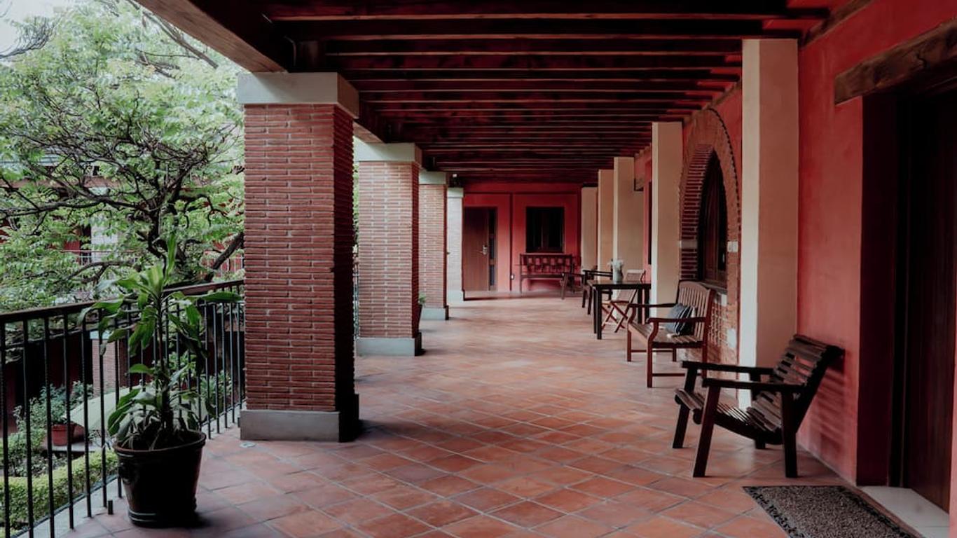 Hotel Siglo XVII Art Gallery
