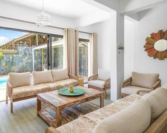 Villa Kaizen Beautiful villa 200m from the small fishing beach of Grand Gaube - Grand Gaube - Wohnzimmer