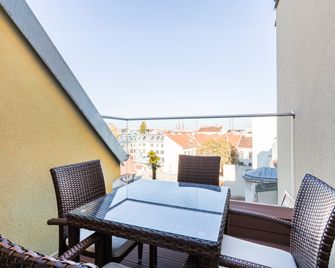 Vienna Grand Apartments City - Viena - Balcón