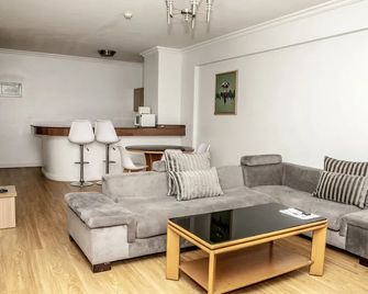 Maroko Bayshore Suites - Lagos - Living room