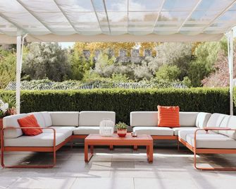 M'AR De AR Muralhas - Evora - Innenhof