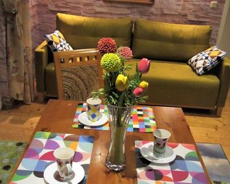 Lone-standing vacation home on forest edge w/ large property & 2 patios - Blankenburg (Harz) - Restaurant