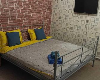 Apartment Happy June - Hermannstadt - Schlafzimmer