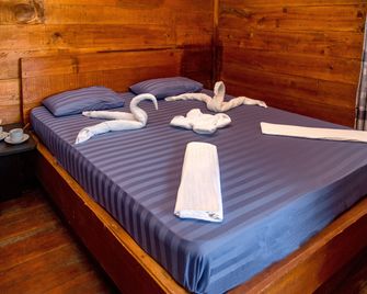 Sinharaja Forest Gate - Deniyaya - Habitación