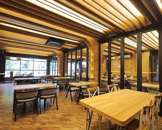 Midtown Xpress Balikpapan - Balikpapan - Restaurante