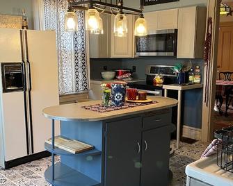 A Newly Renovated Historic Victorian Home - Bridgeton - Kitchen