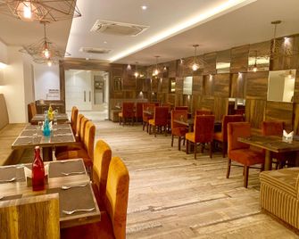 Hotel Amber - Rudrapur - Restaurant