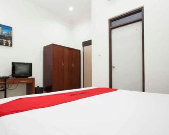 Soerabaja Place Guest House - Surabaya