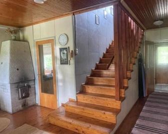 Villa Kurenniemi - Taipalsaari - Escaleras