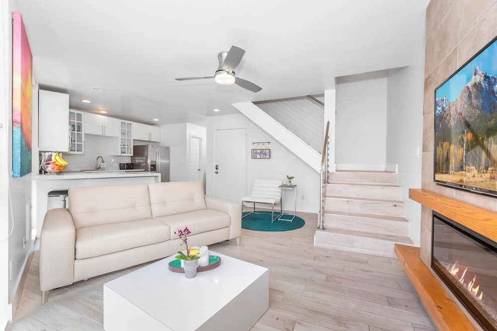 Highly Rated Best Beach! Ac Luxury King Beds! - סן דייגו - סלון