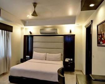 فندق ميريديان بلازا - نيو دلهي - غرفة نوم