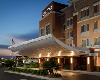 DoubleTree by Hilton Savannah Airport - סאוואנה - בניין