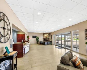 River's Edge Convention Center - Columbus - Lobby