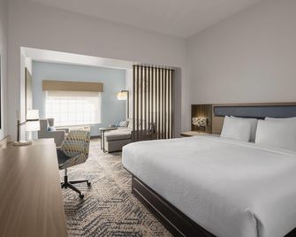 La Quinta Inn & Suites by Wyndham Savannah Airport - Pooler - Pooler - Soveværelse