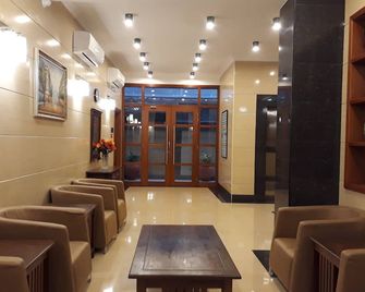 Chelsea Hotel - Dar es Salaam - Lobby