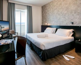 Sea Lion Hotel - Montesilvano - Habitación